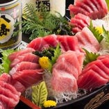 【まぐろ食べ放題】
大人気の海鮮食べ放題は魚三蔵の醍醐味！