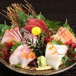 【厳選素材】　　　　　　市場直送　
　新鮮鮮魚
