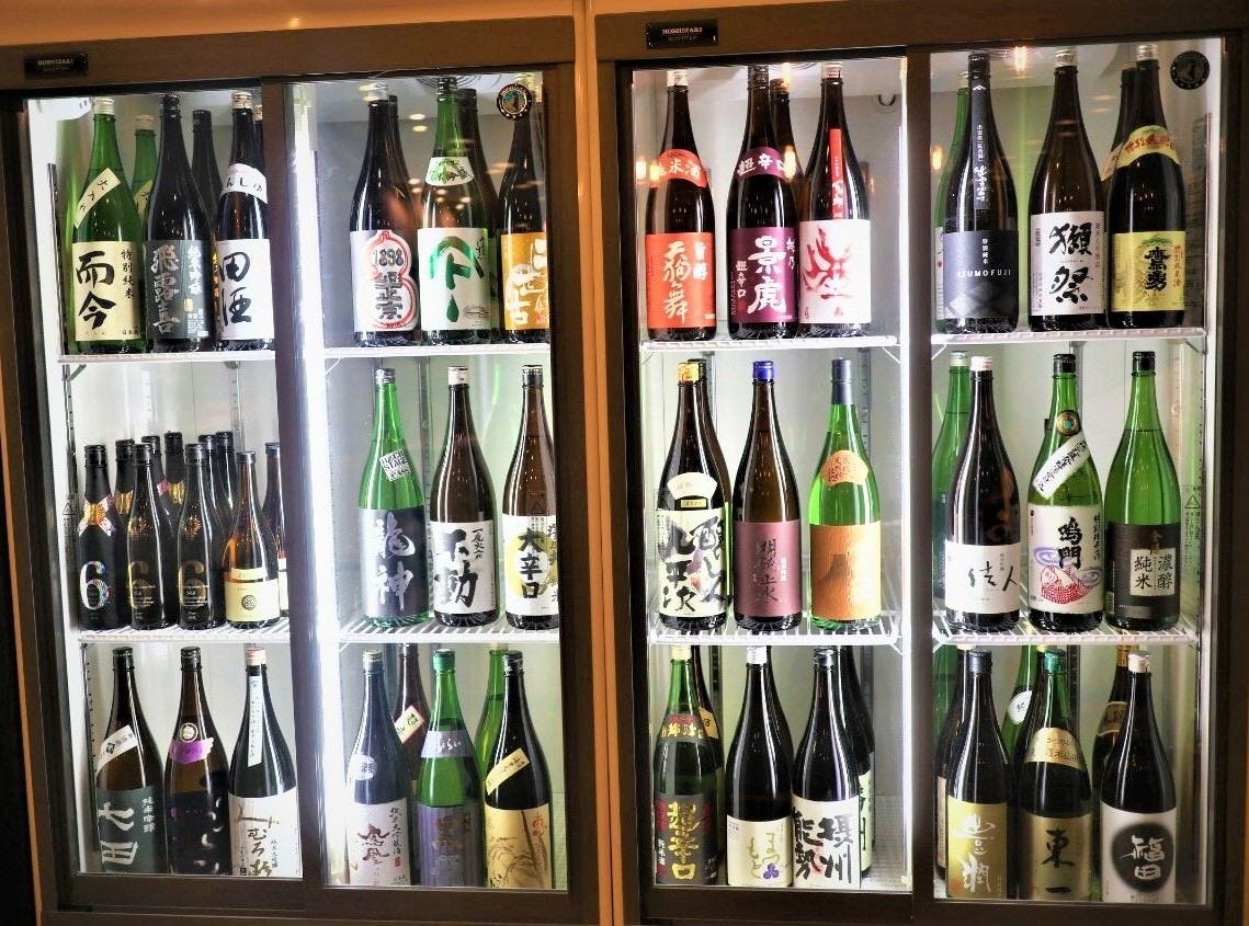 47都道府県の厳選日本酒100種以上が1時間500円で飲み放題 日本酒が渋谷で一番安く飲めるコース の詳細 日本酒バル 富士屋 渋谷 もつ鍋 ぐるなび