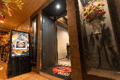 BAR bise （ビズ）那覇松山店