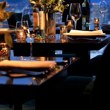 ウェスティンホテル仙台26F レストランシンフォニー_会食や接待に最適な空間です。