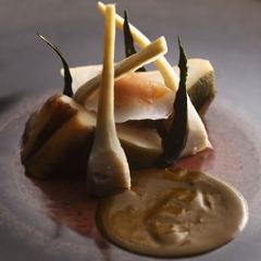 エ・オ＜ベルナール・ロワゾー・スィニャテュール＞