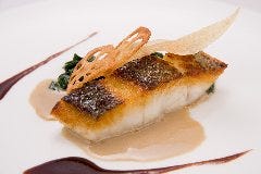 季節を感じられるコース料理をお楽しみください。