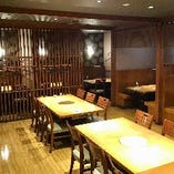 テーブル席(最大50名様) テーブル席(最大50名様)