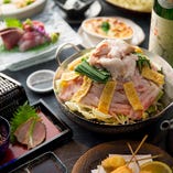 自慢の京もつ鍋や天然魚のお造り盛合せなどが楽しめる宴会コース