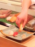 ●にぎり寿司●
各種にぎり一貫からご注文いただけます。
旬の食材やおすすめなどのにぎりの盛り合わせなども承りますので是非！