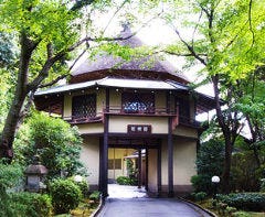 数寄屋造りの離れで特別なひとときを