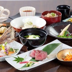 【昼の法要】百合(ゆり)　〈全8品〉