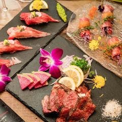 生牡蠣と極み牛タン RAKUGAKI 関内店 