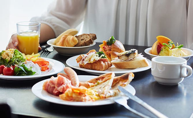 Buffet And Cafe La Marea 汐留 新橋 バイキング ビュッフェ ぐるなび