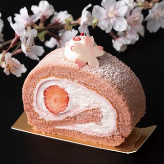 舞浜ビューホテル by HULIC ファンタジーダイニング_【3/1~4/30】桜ロールケーキ