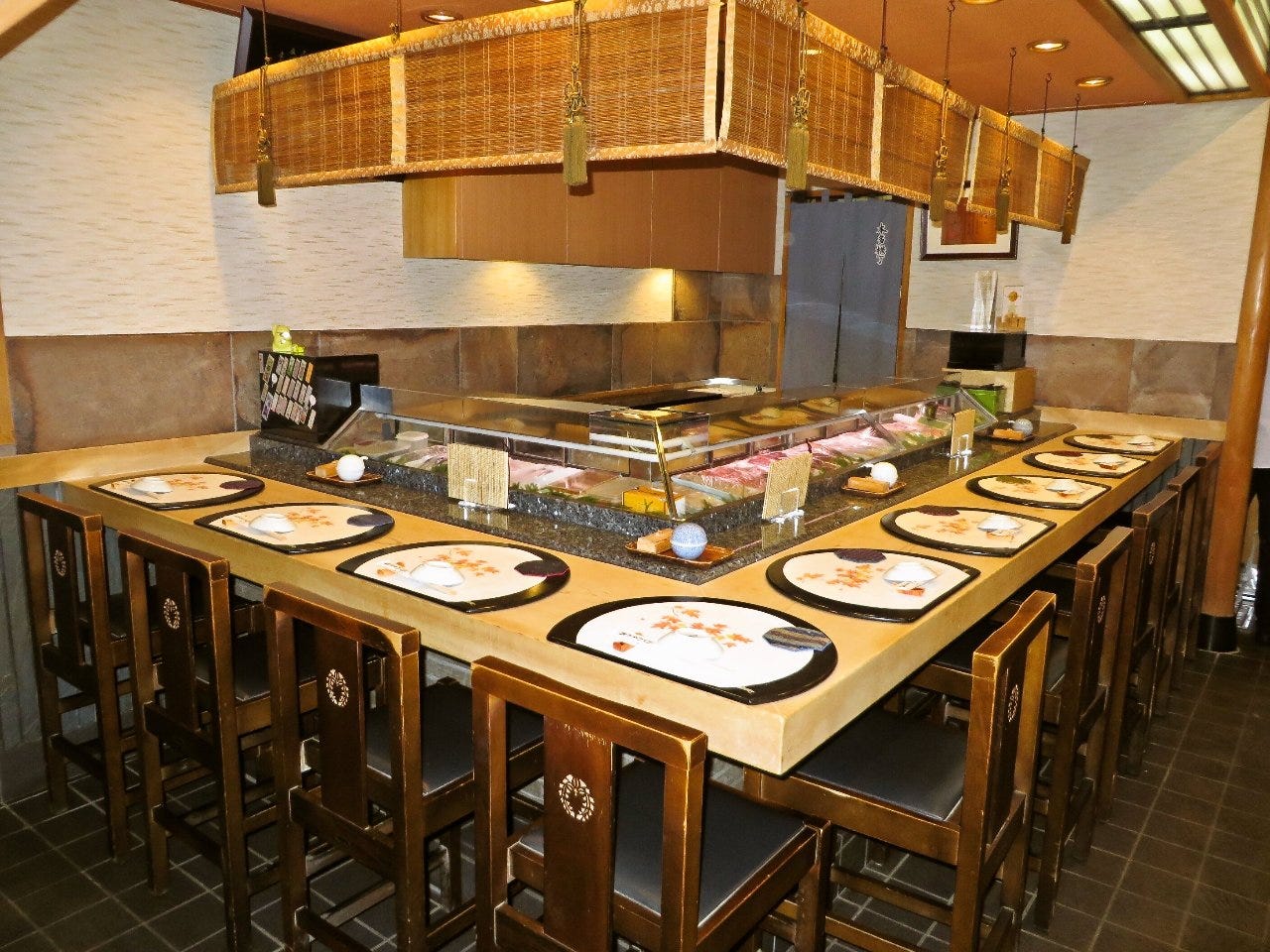 八千代鮨 店内 ぐるなび