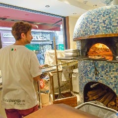 Trattoria e Pizzeria de salita 赤坂 