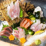 本日のお刺身
新潟産を中心にその日に仕入れたお魚をお客様に提供致します。