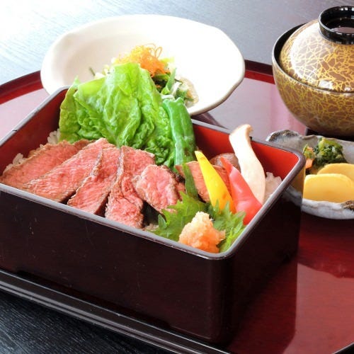 米沢牛赤身ステーキ重定食