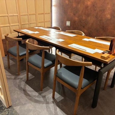 牛寿司 鉄板焼 個室 瑞祥 春吉本店_【テーブル個室(5~6名様)×1部屋】両家の顔合わせや少人数宴会に最適