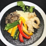 白身魚とキノコ野菜の温マリネ
