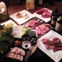 焼肉たらふく 亀山店