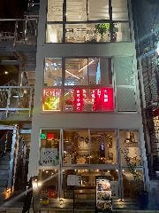 台湾夜市料理とアジアンクラフトビール　シーシートーキョー