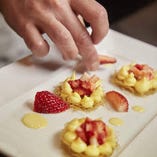 宝石をちりばめたようなスイーツは味だけでなく見た目も◎