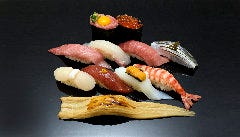 表参道特撰にぎり11貫 4,180円