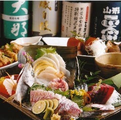 美味しい料理に合わせて 焼酎・地酒も豊富な品揃え、