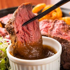 ナンクルナイサきばいやんせー 京橋_[牛バラ焼き]
牛バラと玉ねぎを焼肉のタレで炒めた、当店おすすめのスタミナ満点メニュー！