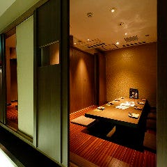 少人数の気軽な席利用から18～100名までの団体利用までOK！