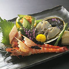 握や 江戸前鮨と日本酒を楽しめる店 