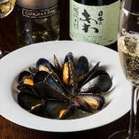 Steamed White Wine Mussels ムール貝の白ワイン蒸し