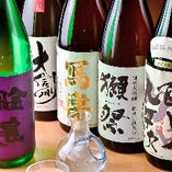 【プレミアム飲み放題】
こだわりの日本酒10種が飲み放題に追加！通に人気のプランです