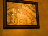 イタリアを描く一枚には、鈴木シェフの背景が秘められる