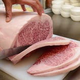 独自ルートによる仕入れで、価格を抑え上質な肉を提供可能に！