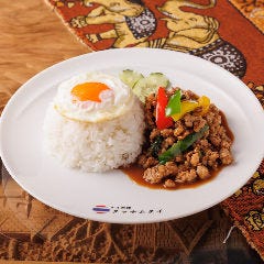 タイ料理 タァナムタイ