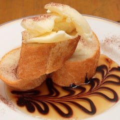 フレンチトースト バニラアイスのせ