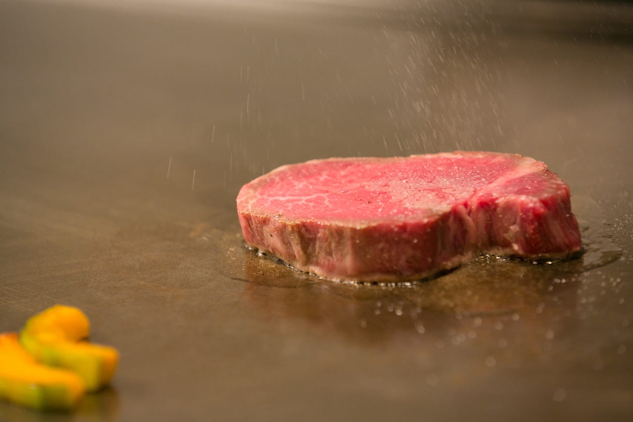 京橋 テッパン食堂 Ef 大阪 京橋 鉄板焼き ぐるなび