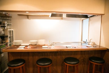 京橋 テッパン食堂 EF  店内の画像