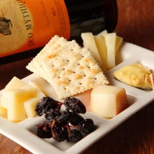 【宮崎県】人気ファームの生乳から作るチーズ各種