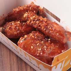 CRISPY CHICKEN n’ TOMATO 横須賀中央店