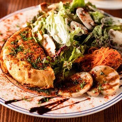 ランチは1,300円〜ご用意しております