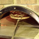【本格】
石窯で焼き上げる手作りピッツァなど上質イタリアン