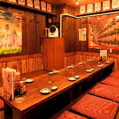 大人数も少人数もお任せ！ゆったり過ごせるお座敷席は最大17名様