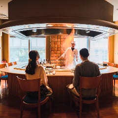 ランチタイムでも鉄板焼きの醍醐味をぜひお愉しみください