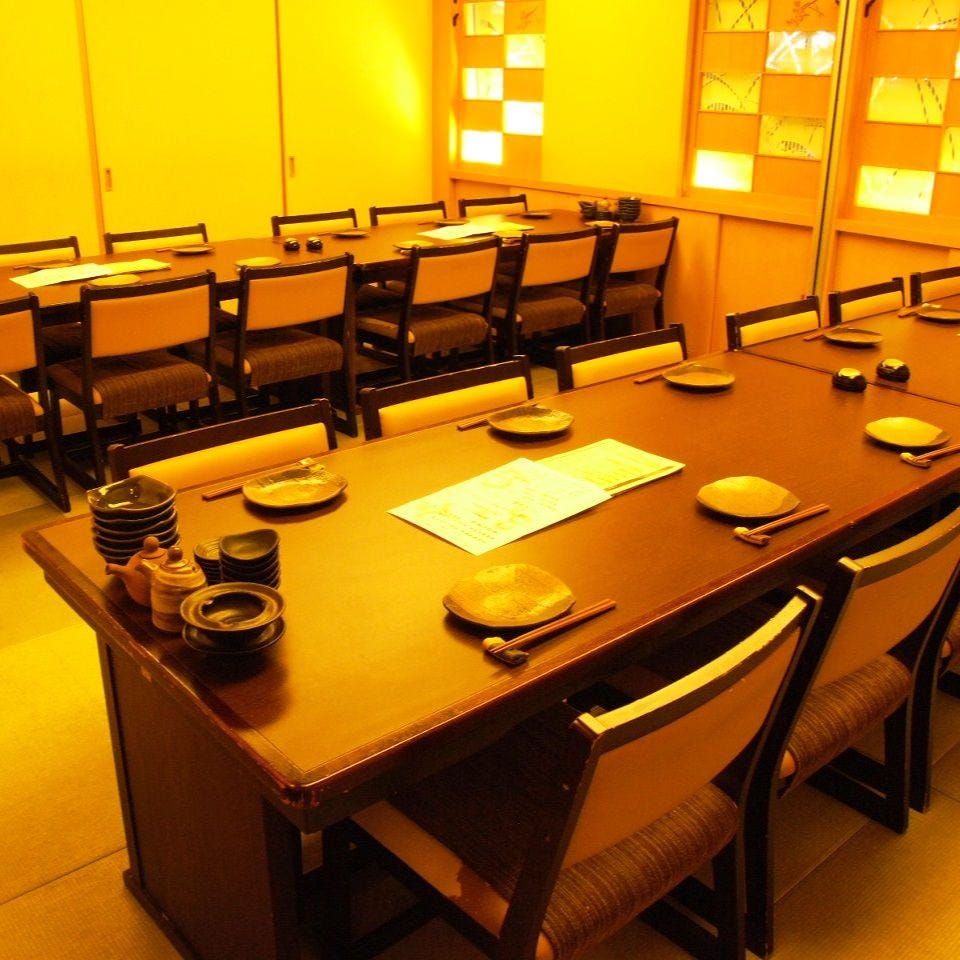  個室居酒屋 八吉 秋葉原中央口店のテーブル席