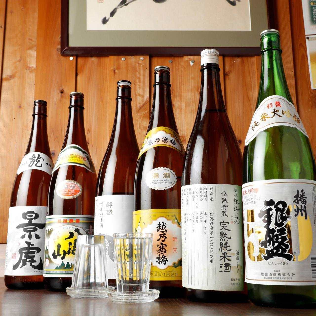 日本酒や焼酎も堪能できる飲み放題付コースで楽しく宴会