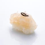 白えび昆布〆 White Shrimp Seasoned with Kelp