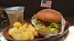 Y’s BURGER