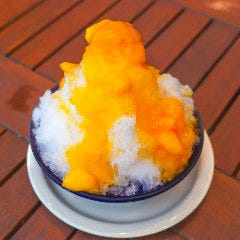 果肉入りマンゴーのかき氷
