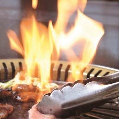 焼肉店は換気扇の数20倍！6.6倍の換気！