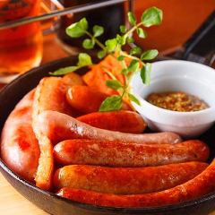 【昼はカフェ／夜は居酒屋】サンマリ 大手町ビル
